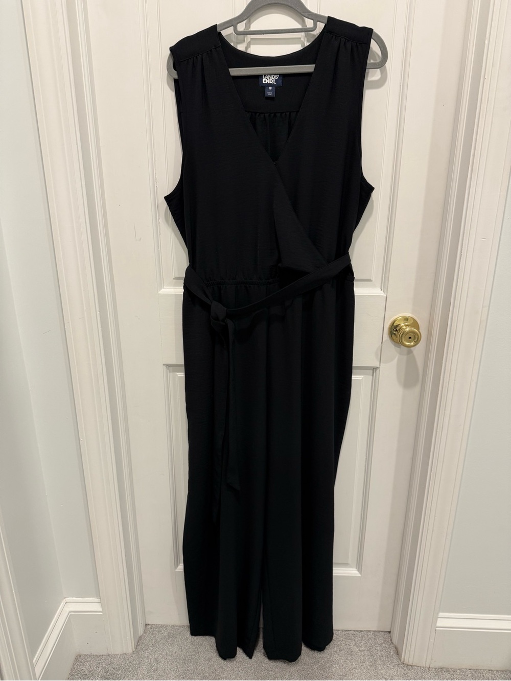 Lands’ End Sleeveless Creaseless Jumpsuit Black